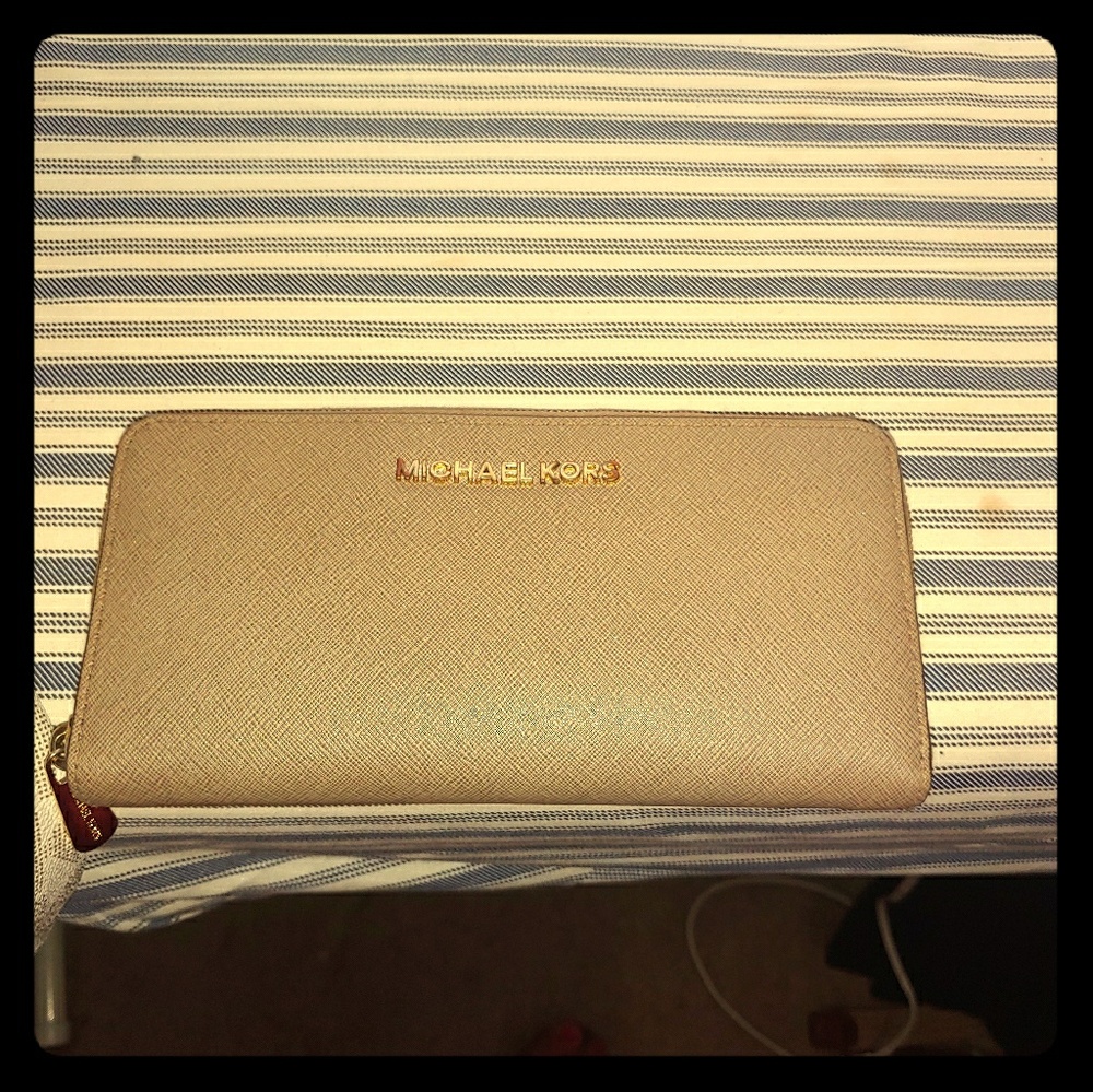 Michael Kors wallet